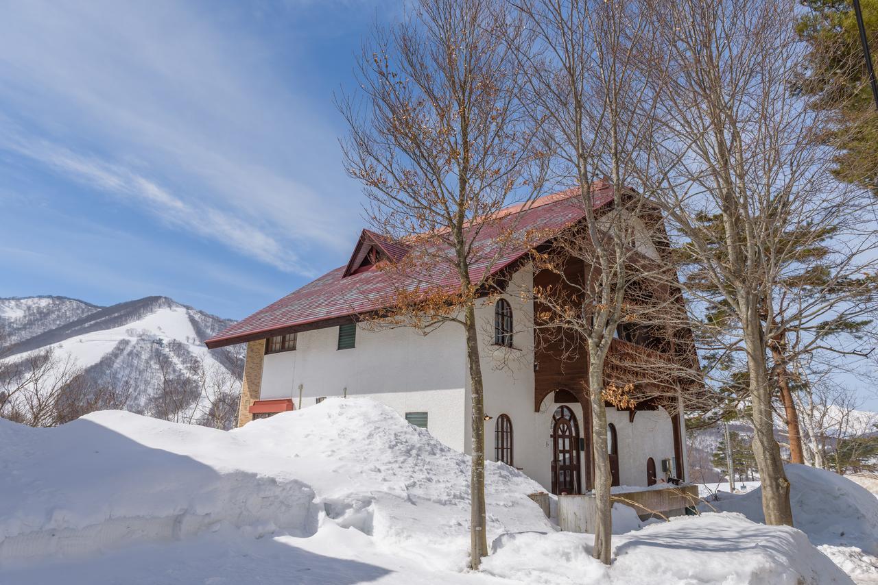 Kuma Lodge & Woodpecker Lodge飯山市 エクステリア 写真