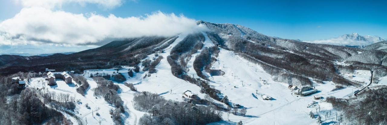 Kuma Lodge & Woodpecker Lodge飯山市 エクステリア 写真